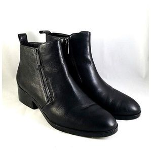 COLE HAAN Black Oak Dual Side Zipper Ankle Boots